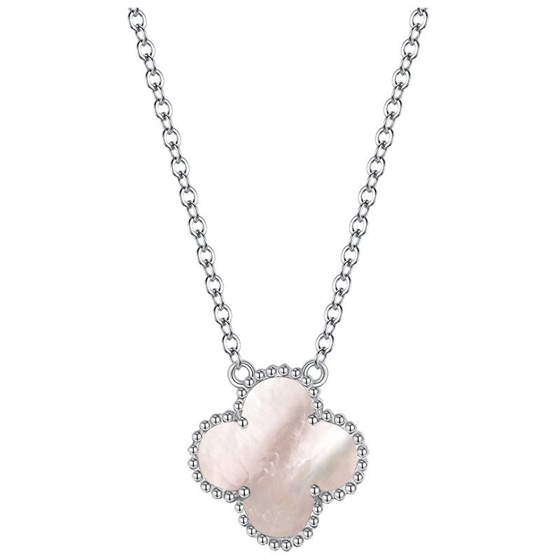 Колье из серебра